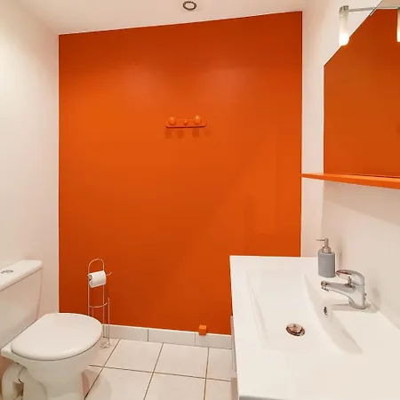 La Maison De Louelyne Apartment *